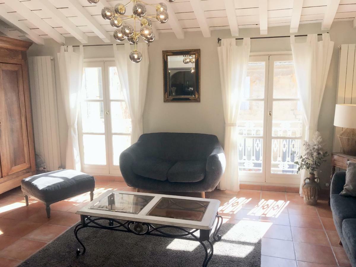 Arelate Sejour Arles